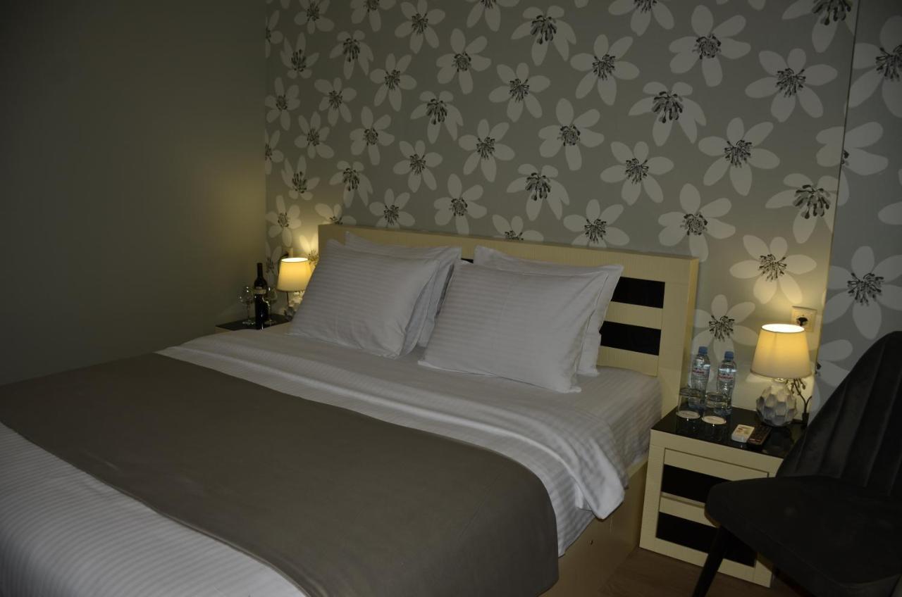 Vere Corner Hotel Tbilissi Extérieur photo
