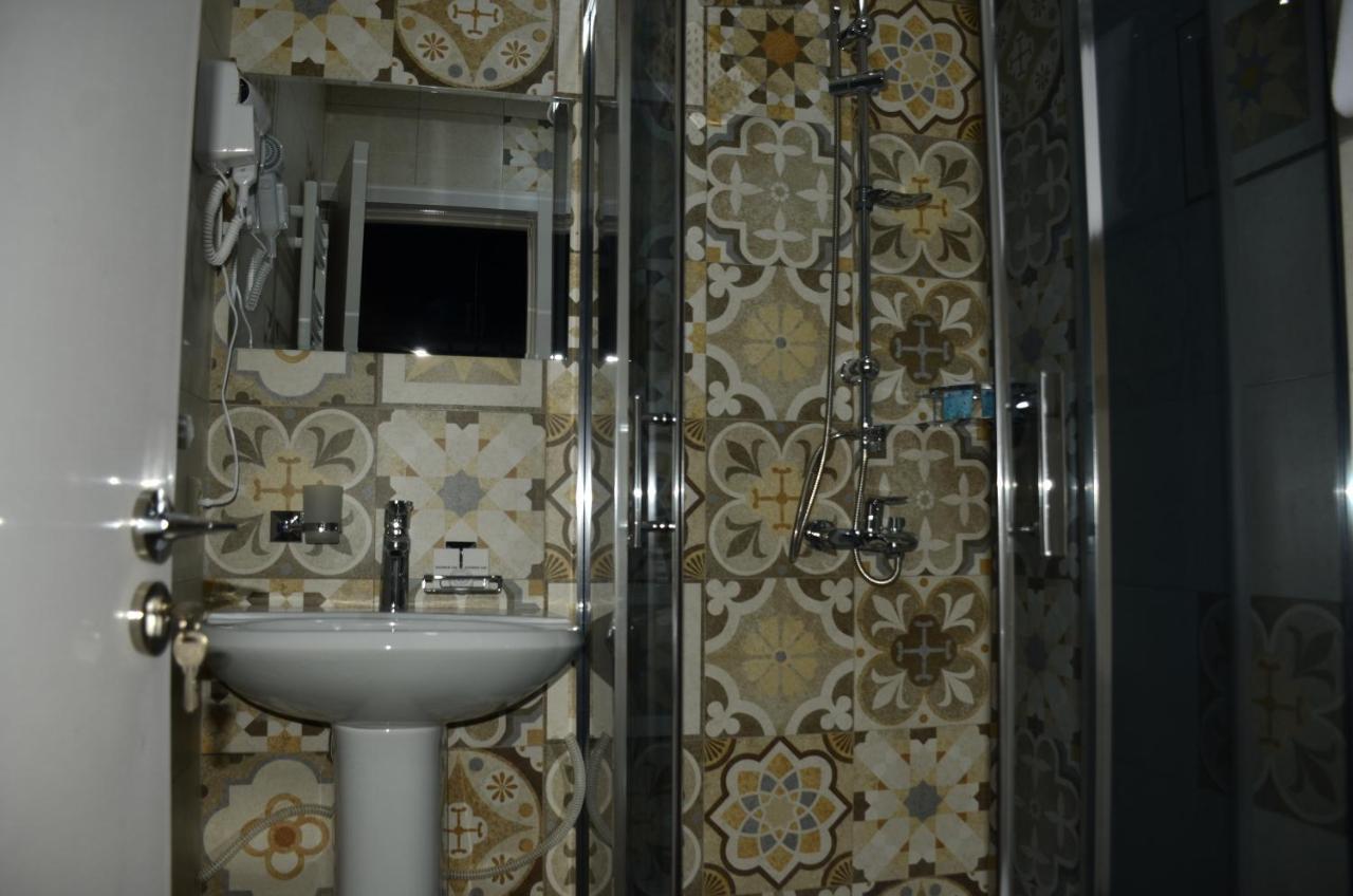Vere Corner Hotel Tbilissi Extérieur photo