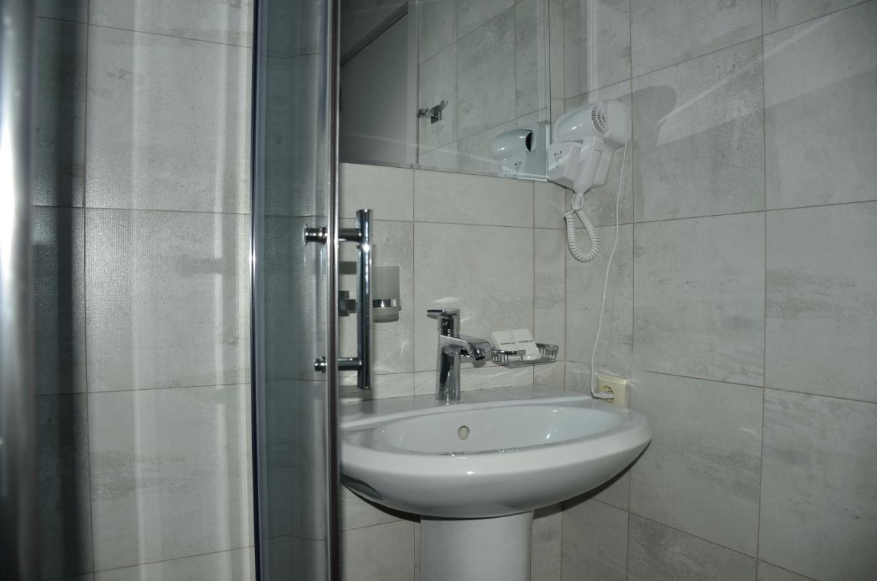 Vere Corner Hotel Tbilissi Extérieur photo