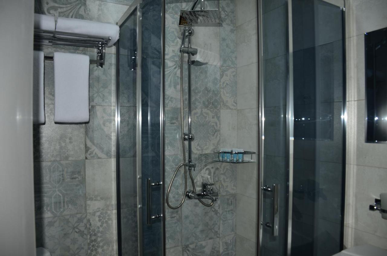 Vere Corner Hotel Tbilissi Extérieur photo