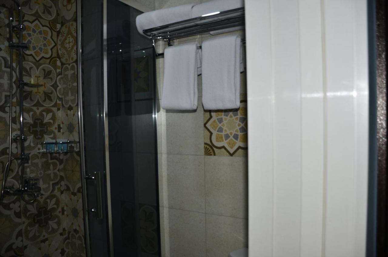 Vere Corner Hotel Tbilissi Extérieur photo