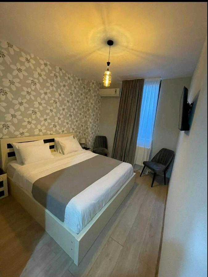 Vere Corner Hotel Tbilissi Extérieur photo